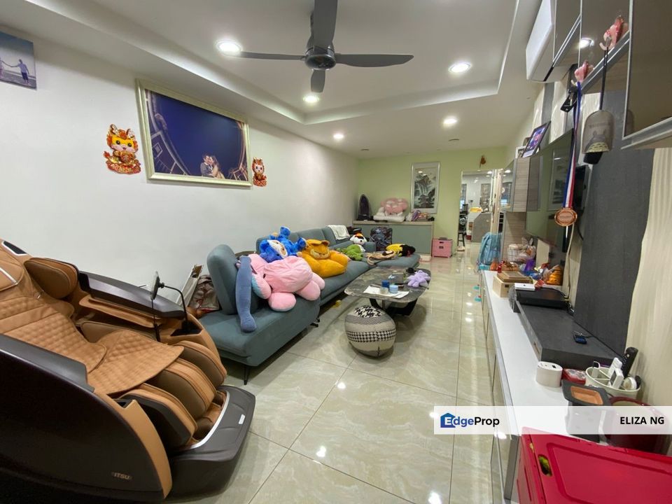 Desa Jaya Jalan Permatang Fully Extended Renovated Single Storey for Sale 22*70 , Johor, Johor Bahru