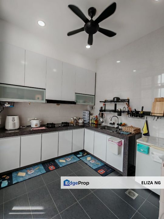 Bandar Cemerlang Precinct B Full loan Fully Renovated Extended 3 Storey Cluster for Sale, Johor, Ulu Tiram