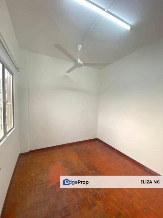 Megah Ria Putri Ria Apartment 980sqft Full loan for Sale, Johor, Masai