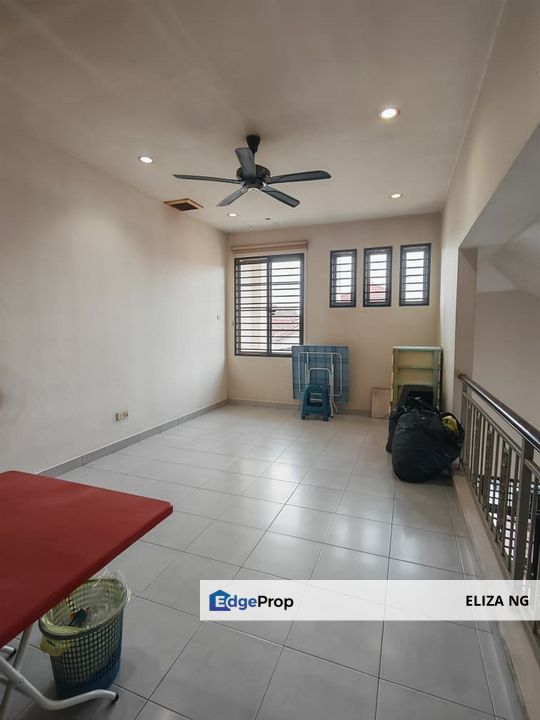 Skudai Impian Emas renovated Good Condition 1.5 Storey Superlink for Sale 24*80, Johor, Skudai