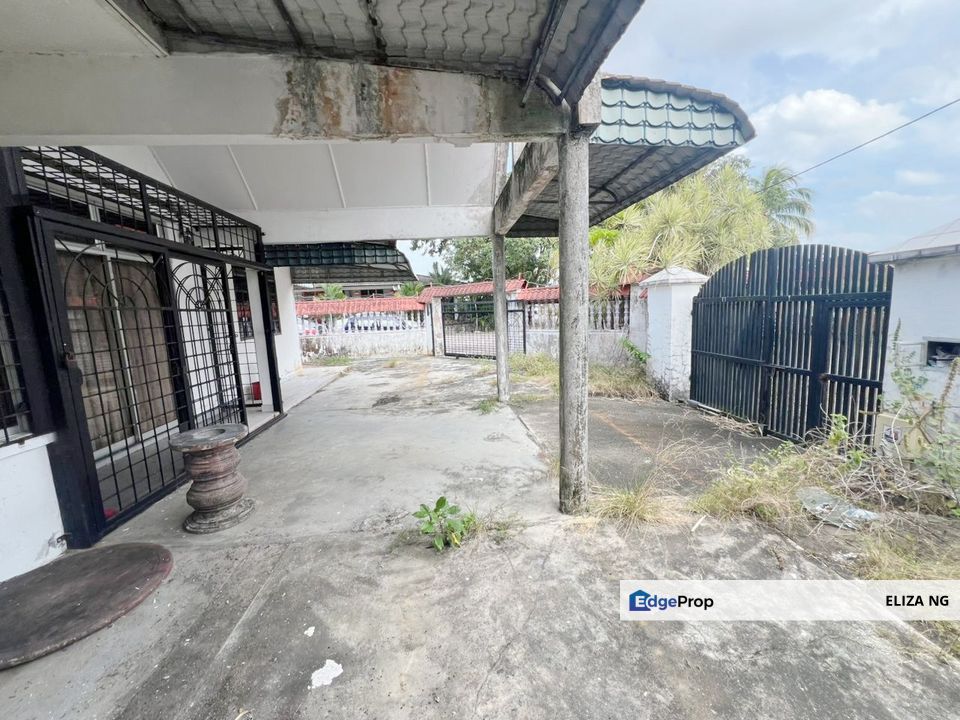 Seri Alam Jalan Suria Renovated facing South Single Storey for Sale 2974sqft, Johor, Masai