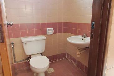 Austin Residence @Taman Mount Austin