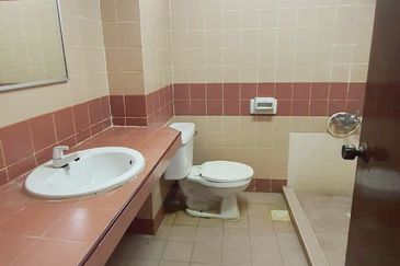 Austin Residence @Taman Mount Austin