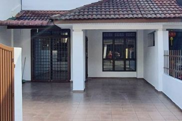 Austin Residence @Taman Mount Austin