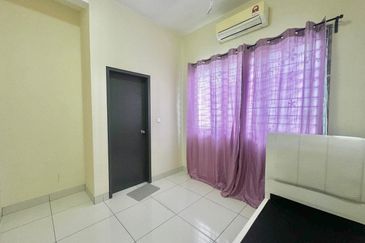 Austin Residence @Taman Mount Austin