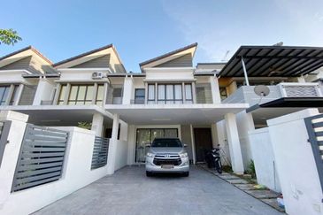 Austin Residence @Taman Mount Austin