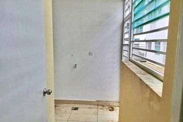 Austin Residence @Taman Mount Austin