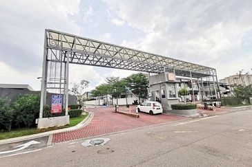 Austin Residence @Taman Mount Austin