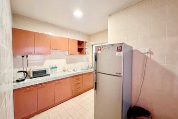 Prima Regency (Abbey Court)