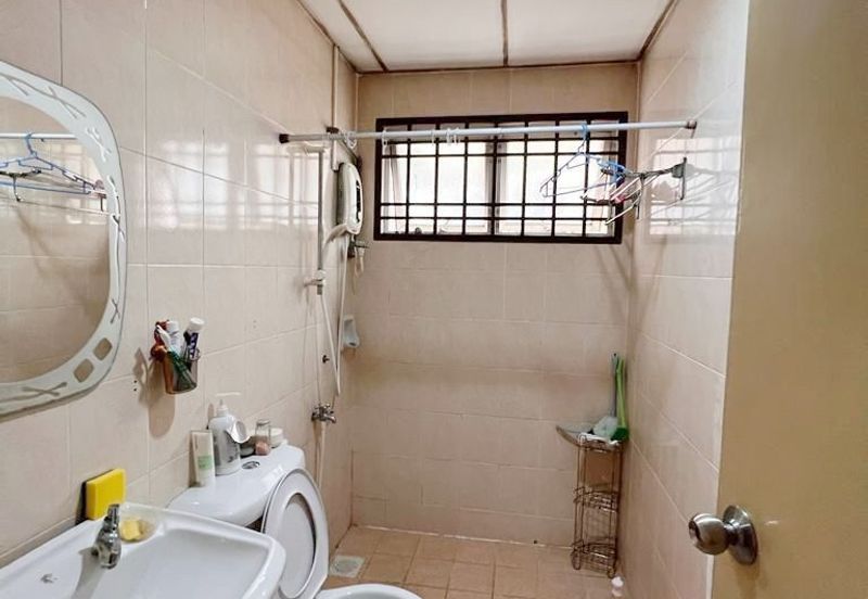 Prima Regency (Abbey Court)