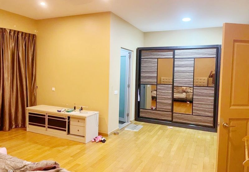 Taman Sutera Perling