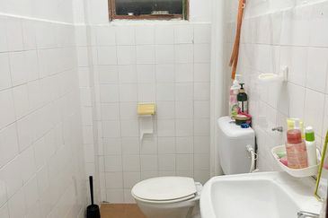 Ria 1 Apartment, Taman Megah Ria