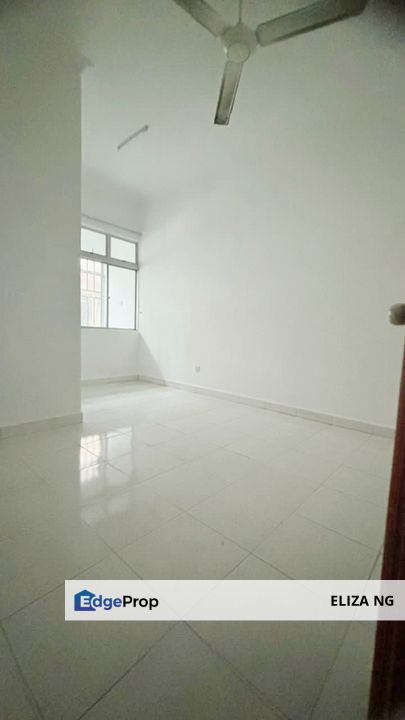 Taman Gaya Jalan Gaya Fully extended Double Storey for Sale, Johor, Ulu Tiram