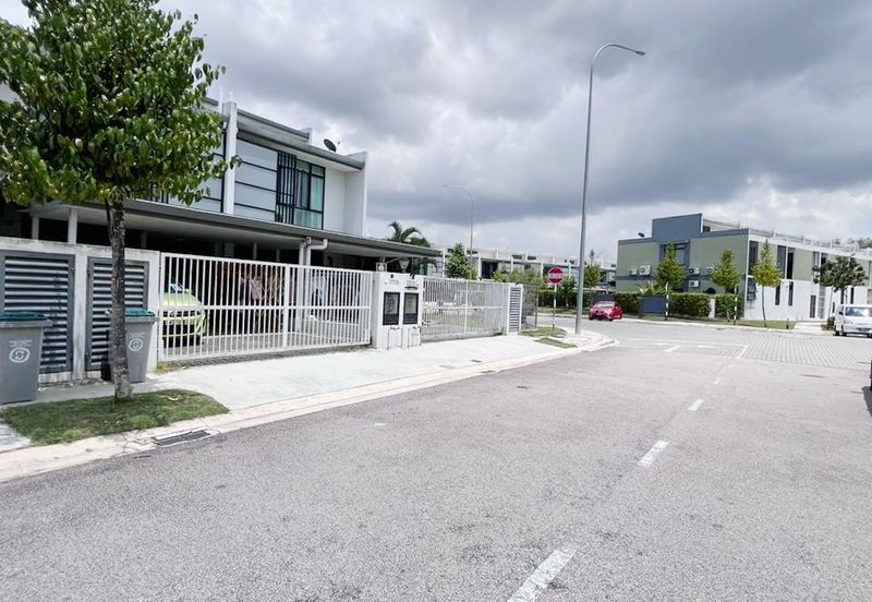 Bandar Baru Seri Alam