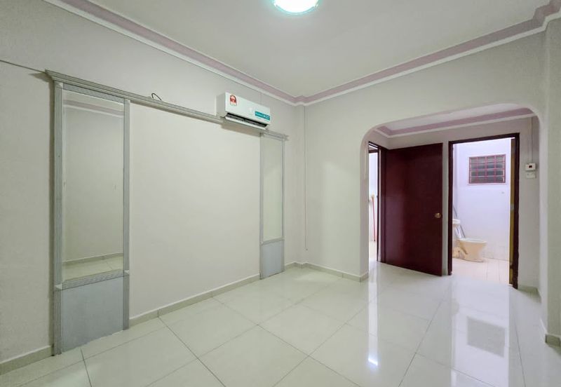Ria Apartment 2