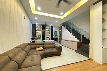 Austin Residence @Taman Mount Austin