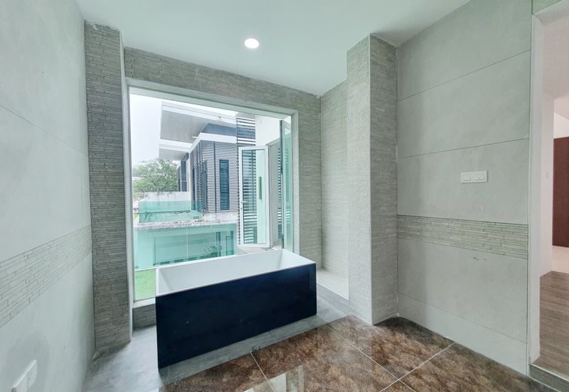 Austin Residence @Taman Mount Austin