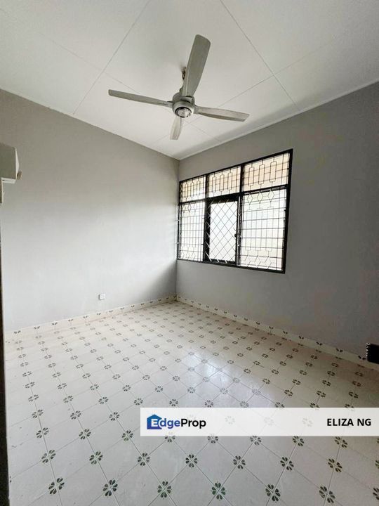 JB Town Taman Serene Jalan Bersatu Original Single Storey Semi D for Sale, Johor, Johor Bahru