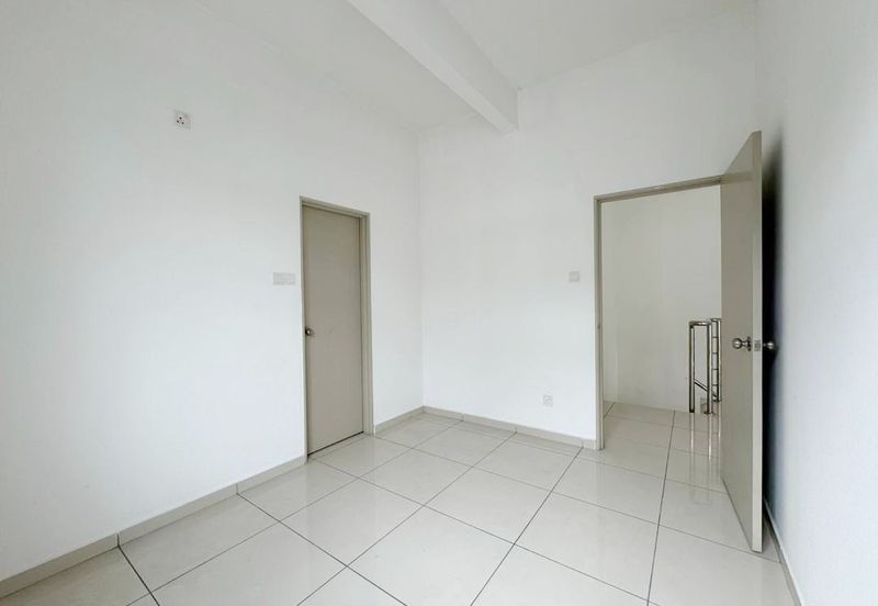 Oleander @ Kempas Utama