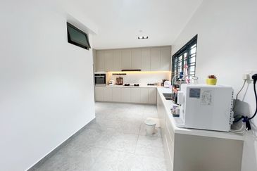 Taman Pelangi Indah (Camwood)