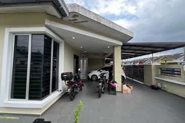 Austin Residence @Taman Mount Austin