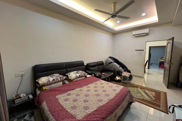 Austin Residence @Taman Mount Austin