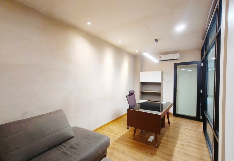 Taman Austin Heights