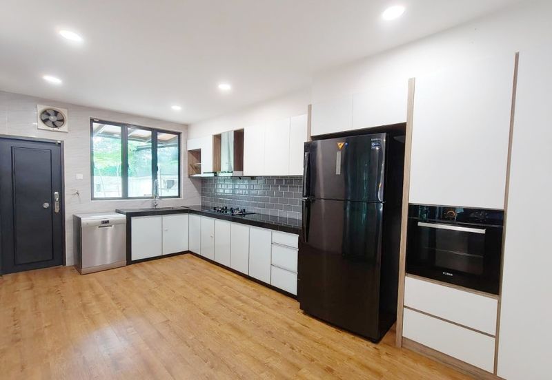 Taman Austin Heights