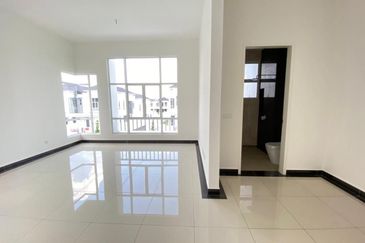Setia Tropika Calidora Type Double Storey Cluster Endlot for sale