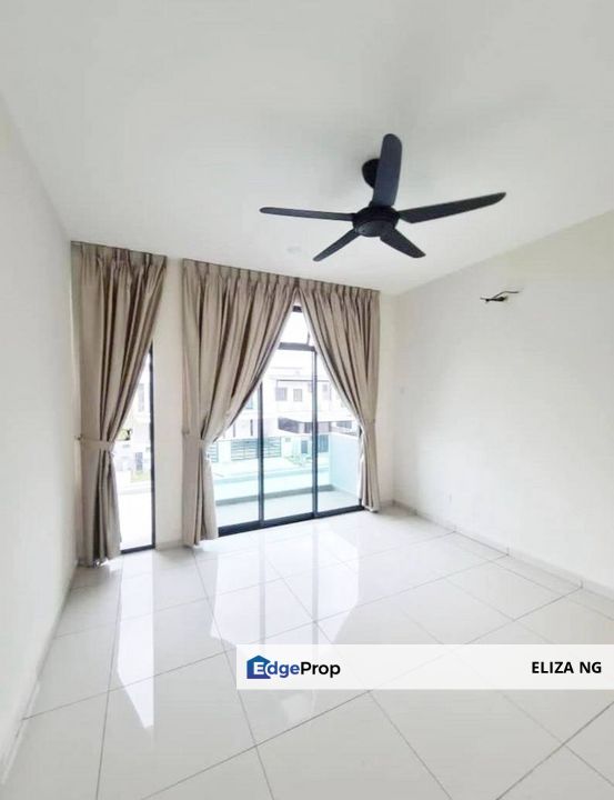 Skudai Danga Sutera hot deal area facing Southeast Double Storey for sale , Johor, Skudai