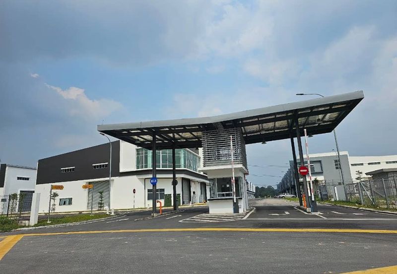 Ulu Tiram Desa 88 Cemerlang Unblock View 1.5 Storey Endlot Factory for Sale