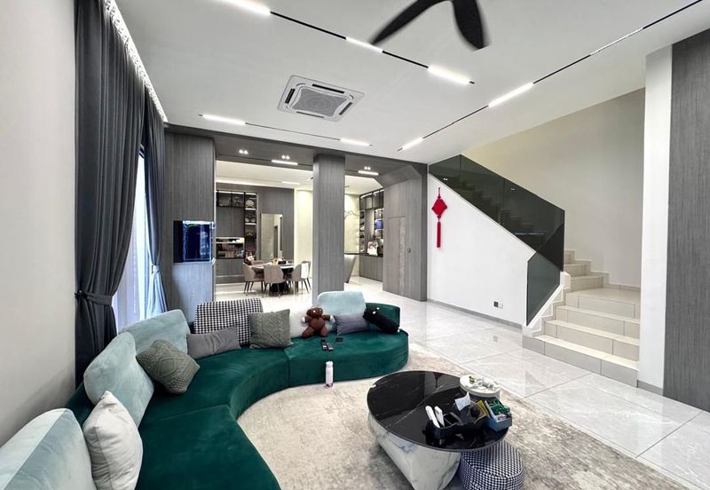 Plenitube Harp @ Taman Desa Tebrau