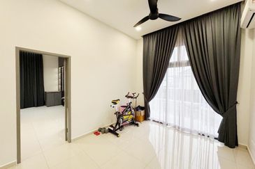 Plenitube Harp @ Taman Desa Tebrau