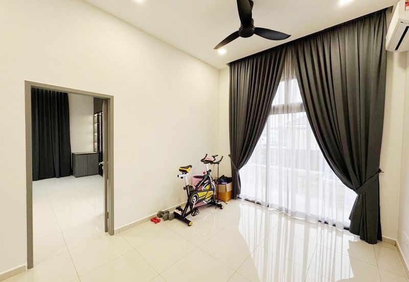 Plenitube Harp @ Taman Desa Tebrau