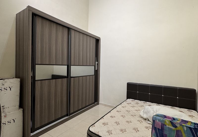 Single Storey Terrace Parit Bakar For Sale
