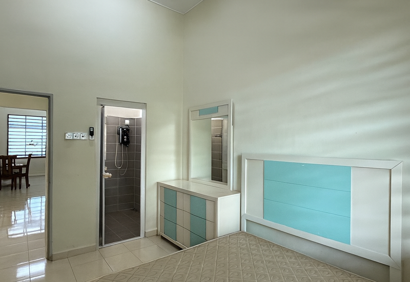 Single Storey Terrace Parit Bakar For Sale