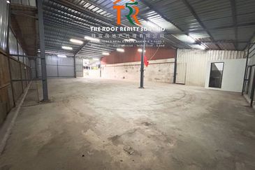 Factory/ Warehouse Sungai Abong Muar For Rent