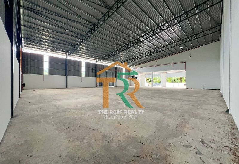 Detached Factory Corner Lot Muar For Rent