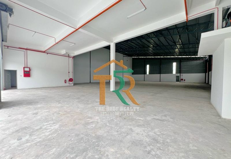 Detached Factory Corner Lot Muar For Rent
