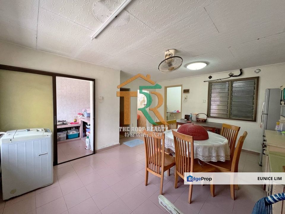 Single Storey Terrace Muar Town Area, Johor, Muar