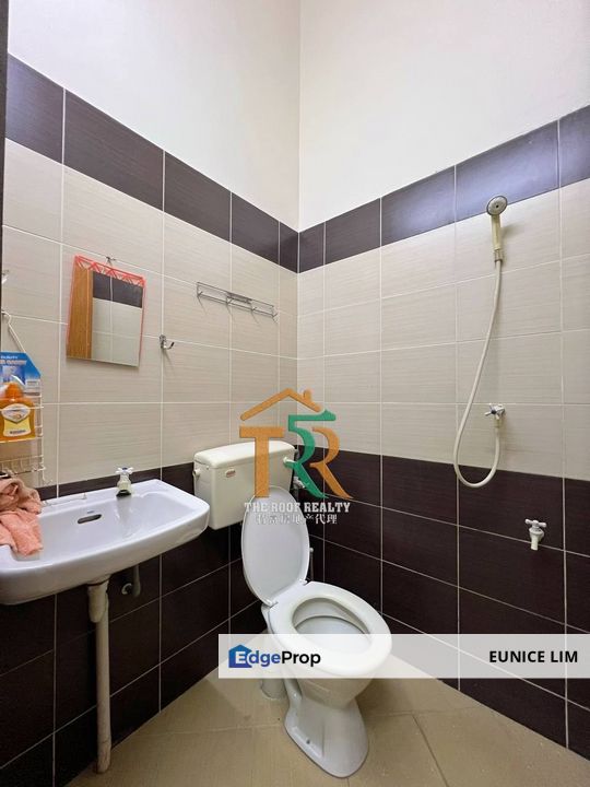 Partially Furnished Single Storey Terrace Parit Bakar For Rent, Johor, Muar