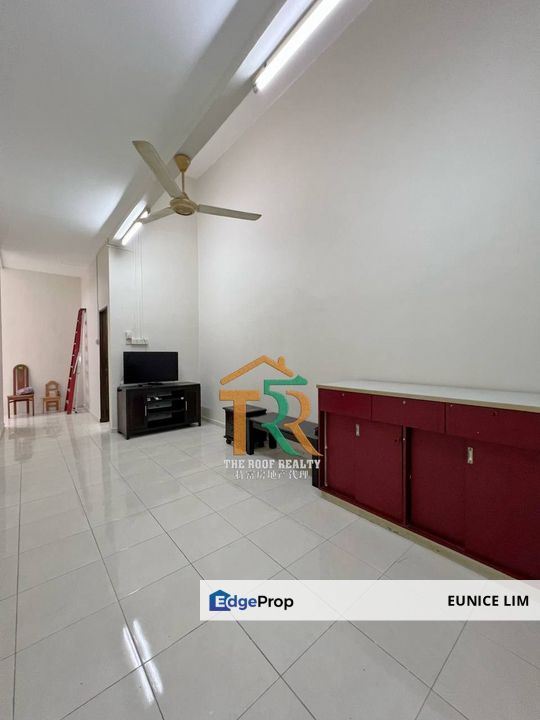 Partially Furnished Single Storey Terrace Parit Bakar For Rent, Johor, Muar