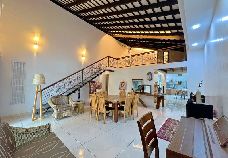 Unique Resort Concept Semi-D with Loft Taman Arosa Muar For Sale