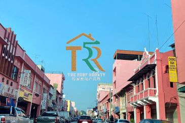 Double Storey Shoplot Muar Town For Sale, Jalan Meriam