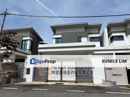 Prime Location Double Storey Semi-D For Sale, Sungai Abong, Muar , Johor, Muar