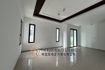 Prime Location Double Storey Semi-D For Sale, Sungai Abong, Muar 