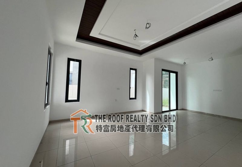 Prime Location Double Storey Semi-D For Sale, Sungai Abong, Muar 