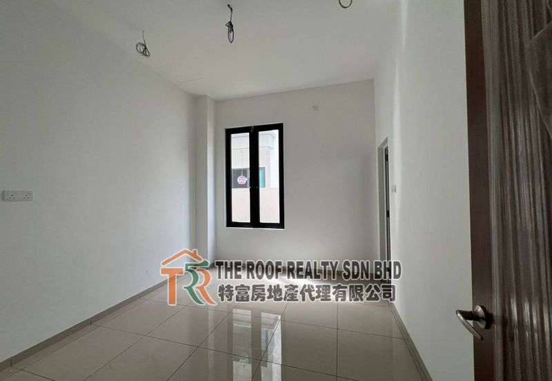 Prime Location Double Storey Semi-D For Sale, Sungai Abong, Muar 
