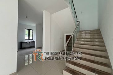 Prime Location Double Storey Semi-D For Sale, Sungai Abong, Muar 