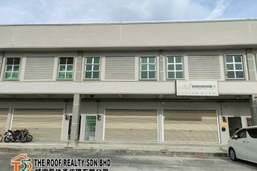 Double Storey Shoplot For Sale, Taman Setia Menanti, Muar 